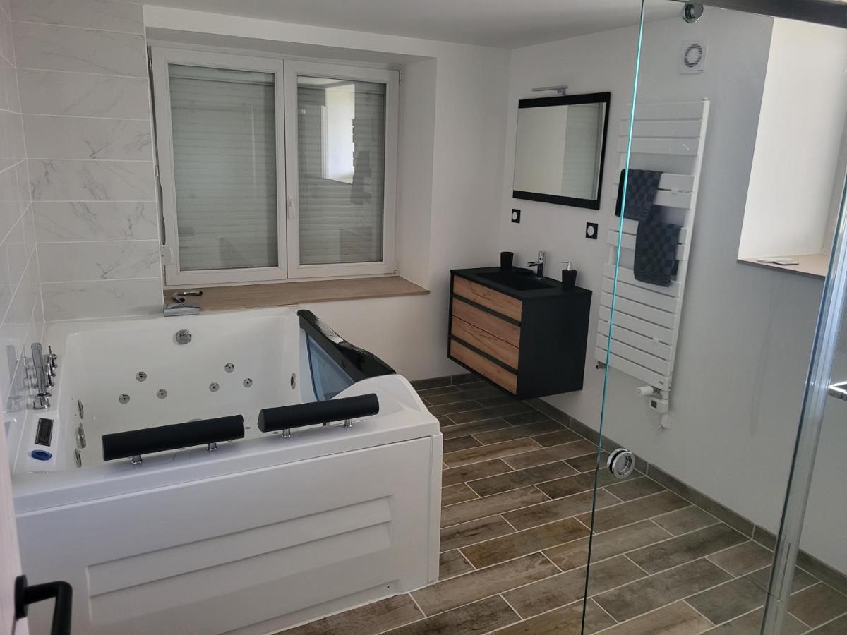 Gites Les Gambes Echenoz-le-Sec Exteriér fotografie